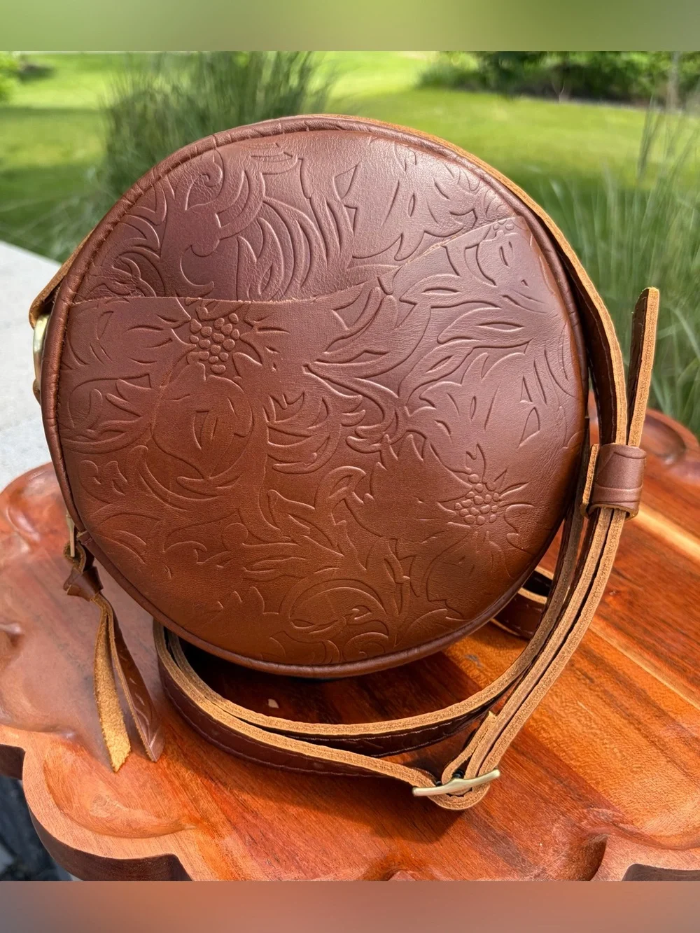 Portland Leather Meadow Embossed Small Circle Crossbody Like New